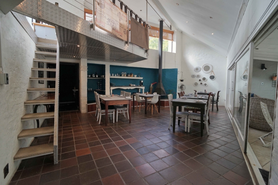 8 Bedroom Property for Sale in Vincent Eastern Cape